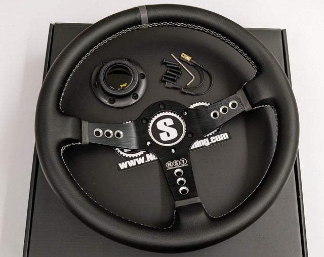 Steering Wheels & Quick Release Kits